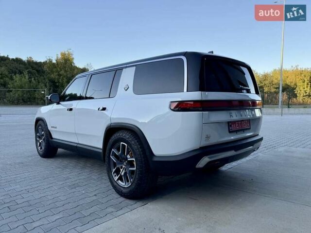 Белый Rivian R1S, объемом двигателя 0 л и пробегом 19 тыс. км за 47777 $, фото 7 на Automoto.ua