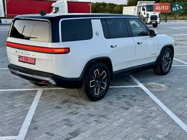 Белый Rivian R1S, объемом двигателя 0 л и пробегом 19 тыс. км за 47777 $, фото 8 на Automoto.ua