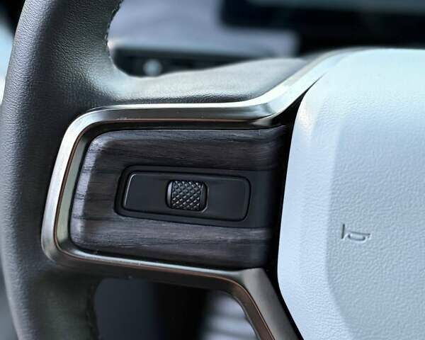Белый Rivian R1S, объемом двигателя 0 л и пробегом 19 тыс. км за 47777 $, фото 178 на Automoto.ua