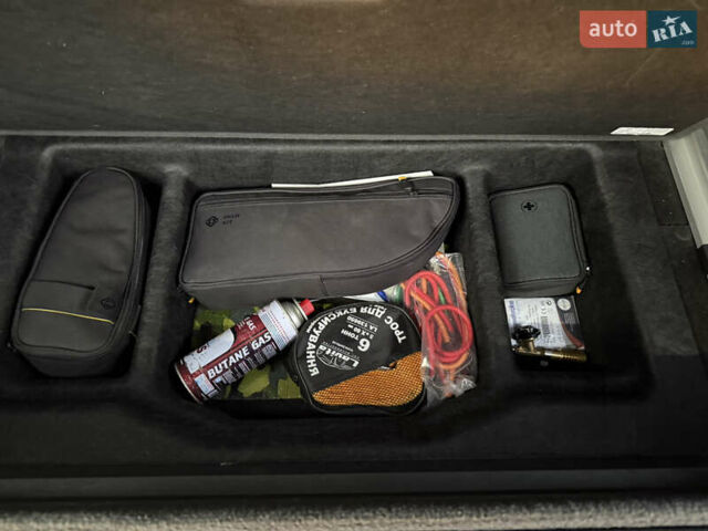 Белый Rivian R1S, объемом двигателя 0 л и пробегом 35 тыс. км за 58000 $, фото 27 на Automoto.ua