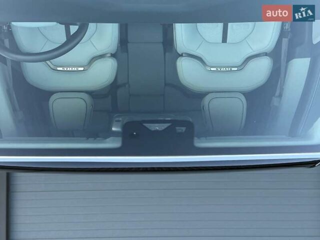 Белый Rivian R1S, объемом двигателя 0 л и пробегом 19 тыс. км за 47777 $, фото 26 на Automoto.ua