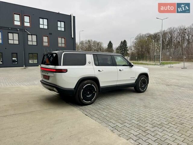 Білий Rivian R1S, об'ємом двигуна 0 л та пробігом 5 тис. км за 49999 $, фото 13 на Automoto.ua