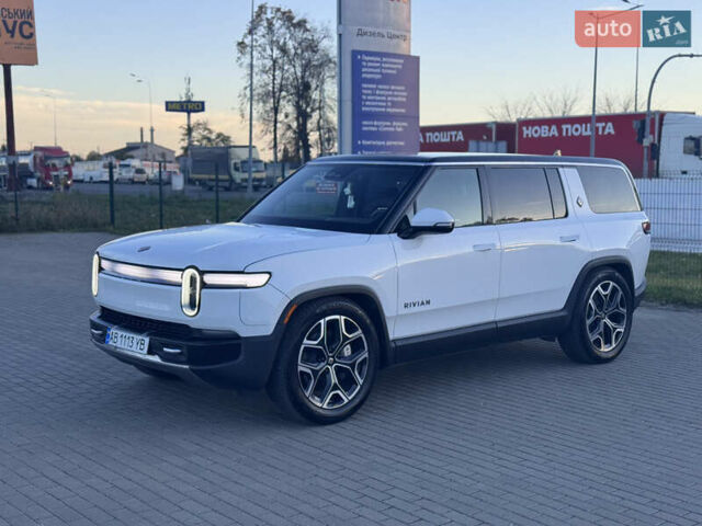 Rivian R1S 2025 в Виннице на Automoto.ua Белый Rivian R1S, объемом двигателя 0 л и пробегом 6 тыс. км за 65000 $, фото 7 на Automoto.ua