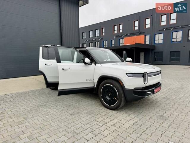 Білий Rivian R1S, об'ємом двигуна 0 л та пробігом 5 тис. км за 49999 $, фото 4 на Automoto.ua