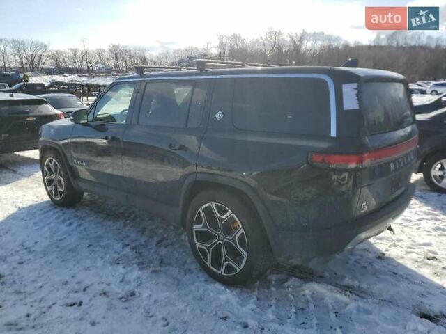 Черный Rivian R1S, объемом двигателя 0 л и пробегом 16 тыс. км за 20000 $, фото 1 на Automoto.ua