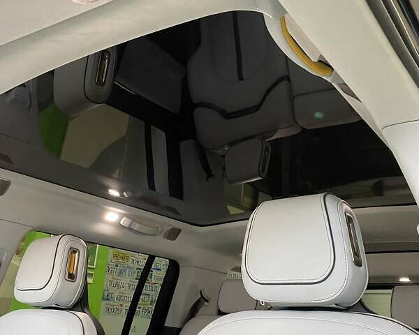 Черный Rivian R1S, объемом двигателя 0 л и пробегом 1 тыс. км за 81000 $, фото 10 на Automoto.ua