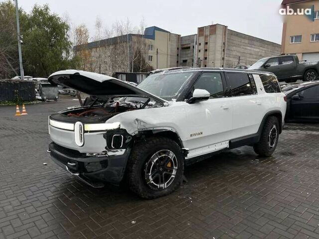 Rivian R1S, объемом двигателя 4.25 л и пробегом 25 тыс. км за 35000 $, фото 5 на Automoto.ua
