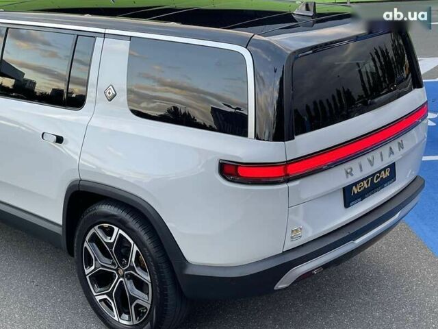 Rivian R1S 2022 в Киеве на Automoto.ua Rivian R1S, объемом двигателя 0 л и пробегом 23 тыс. км за 48500 $, фото 12 на Automoto.ua