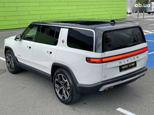 Rivian R1S 2022 в Киеве на Automoto.ua Rivian R1S, объемом двигателя 0 л и пробегом 23 тыс. км за 48500 $, фото 17 на Automoto.ua