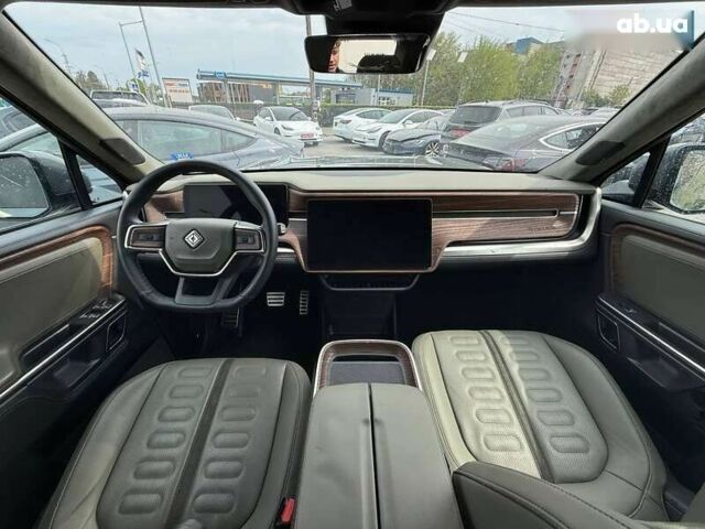Rivian R1S, об'ємом двигуна 0 л та пробігом 23 тис. км за 27000 $, фото 4 на Automoto.ua