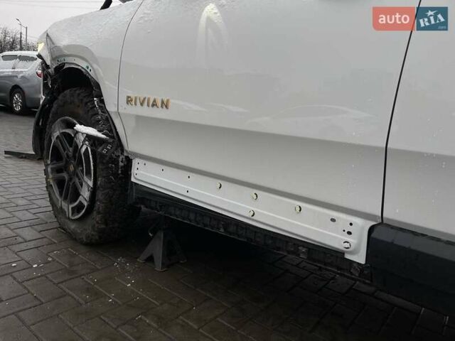 Rivian R1S, объемом двигателя 0 л и пробегом 25 тыс. км за 35000 $, фото 25 на Automoto.ua