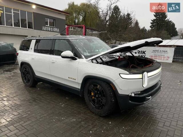 Rivian R1S, объемом двигателя 0 л и пробегом 25 тыс. км за 35000 $, фото 4 на Automoto.ua