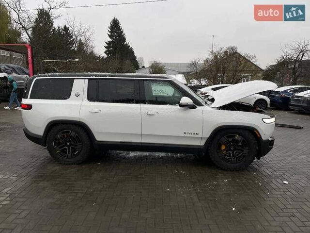Rivian R1S, объемом двигателя 0 л и пробегом 25 тыс. км за 35000 $, фото 7 на Automoto.ua