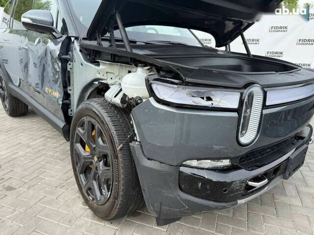 Rivian R1S, объемом двигателя 0 л и пробегом 23 тыс. км за 27000 $, фото 16 на Automoto.ua