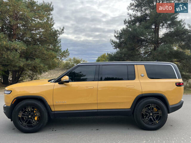 Желтый Rivian R1S, объемом двигателя 0 л и пробегом 21 тыс. км за 65000 $, фото 6 на Automoto.ua