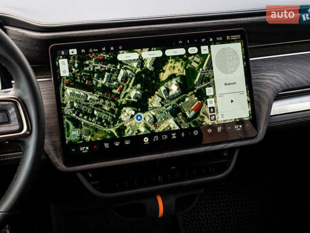 Сірий Rivian R1S, об'ємом двигуна 0 л та пробігом 54 тис. км за 52000 $, фото 56 на Automoto.ua