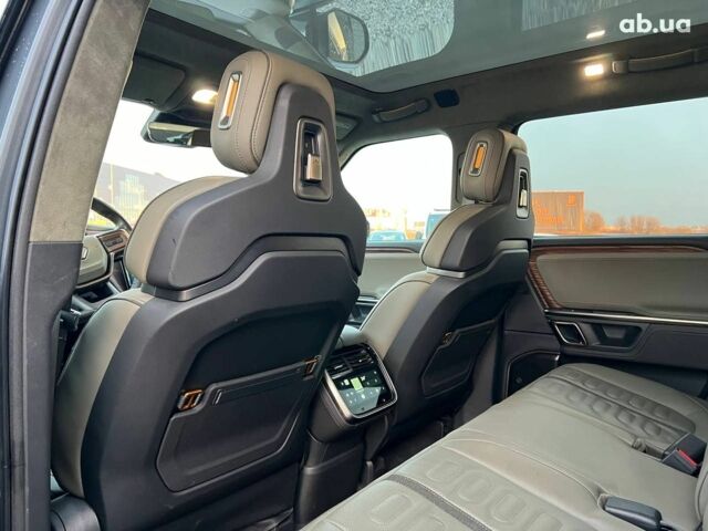 Серый Rivian R1S, объемом двигателя 0 л и пробегом 29 тыс. км за 57490 $, фото 39 на Automoto.ua