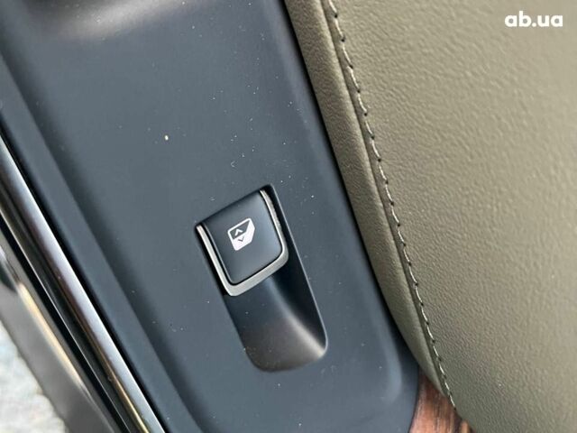 Серый Rivian R1S, объемом двигателя 0 л и пробегом 29 тыс. км за 57490 $, фото 34 на Automoto.ua