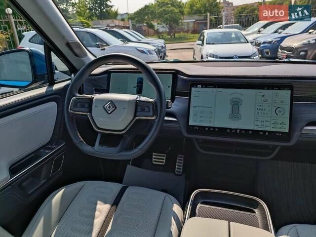 Серый Rivian R1S, объемом двигателя 0 л и пробегом 10 тыс. км за 55290 $, фото 33 на Automoto.ua