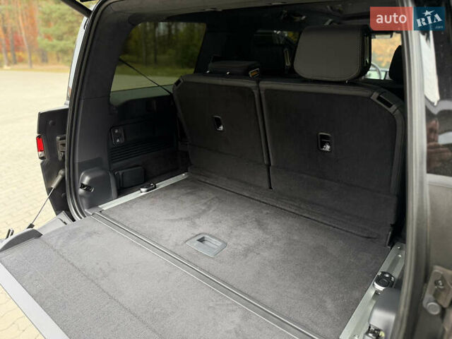 Сірий Rivian R1S, об'ємом двигуна 0 л та пробігом 42 тис. км за 54500 $, фото 32 на Automoto.ua