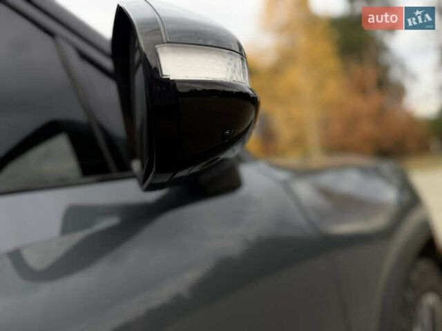 Сірий Rivian R1S, об'ємом двигуна 0 л та пробігом 42 тис. км за 54500 $, фото 14 на Automoto.ua