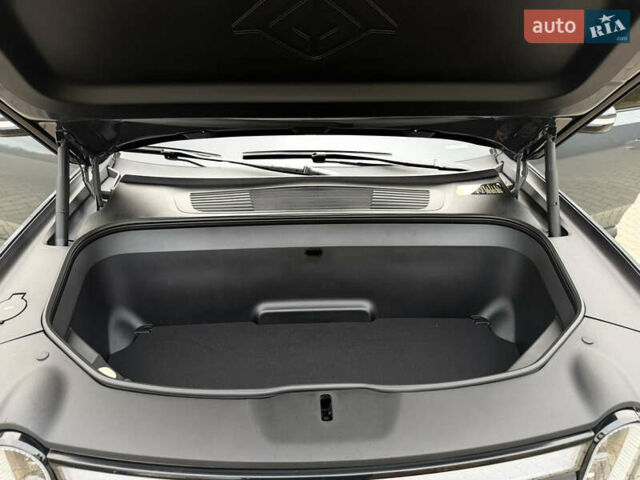 Сірий Rivian R1S, об'ємом двигуна 0 л та пробігом 42 тис. км за 54500 $, фото 35 на Automoto.ua