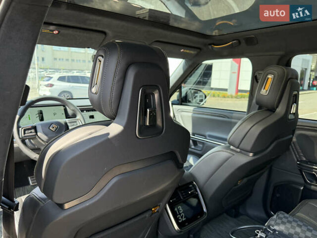 Серый Rivian R1S, объемом двигателя 0 л и пробегом 22 тыс. км за 49999 $, фото 20 на Automoto.ua