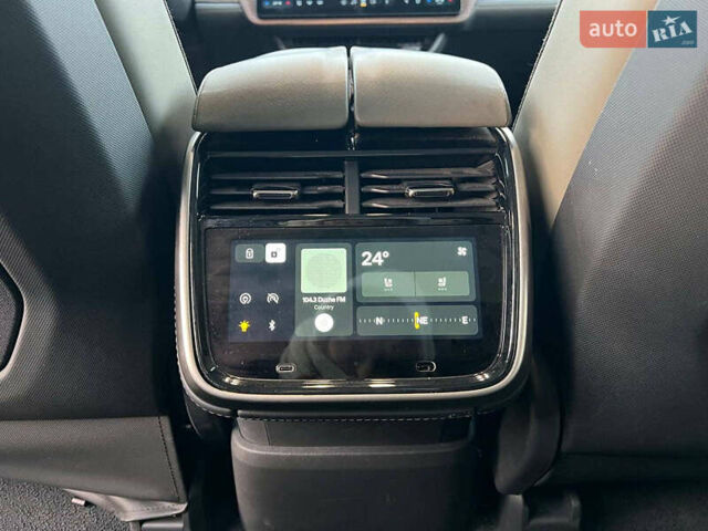 Серый Rivian R1S, объемом двигателя 0 л и пробегом 29 тыс. км за 57490 $, фото 38 на Automoto.ua