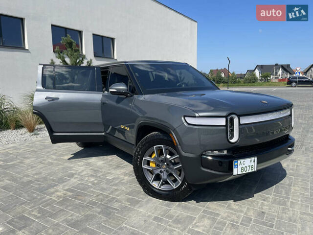 Серый Rivian R1S, объемом двигателя 0 л и пробегом 21 тыс. км за 58000 $, фото 7 на Automoto.ua