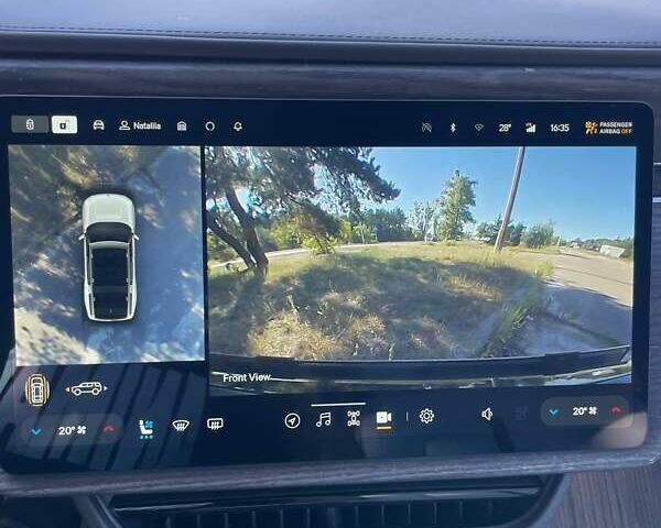 Сірий Rivian R1S, об'ємом двигуна 0 л та пробігом 2 тис. км за 47500 $, фото 49 на Automoto.ua