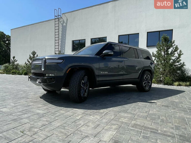 Серый Rivian R1S, объемом двигателя 0 л и пробегом 21 тыс. км за 58000 $, фото 4 на Automoto.ua