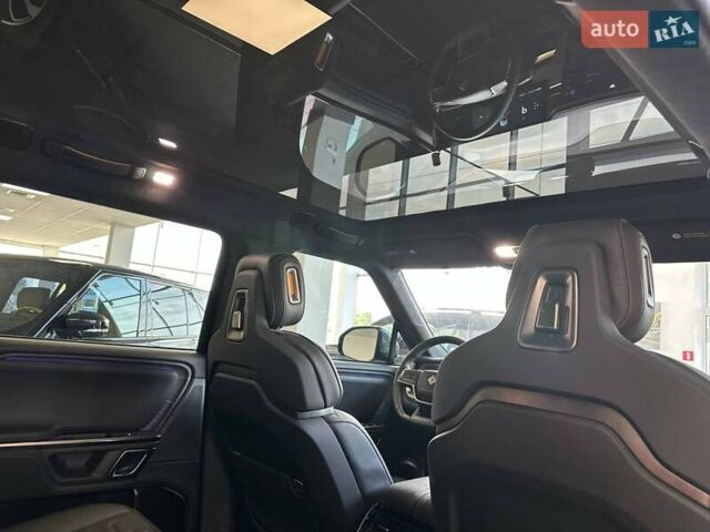 Серый Rivian R1S, объемом двигателя 0 л и пробегом 8 тыс. км за 80000 $, фото 13 на Automoto.ua