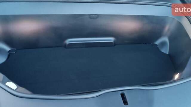 Серый Rivian R1S, объемом двигателя 0 л и пробегом 18 тыс. км за 47000 $, фото 25 на Automoto.ua