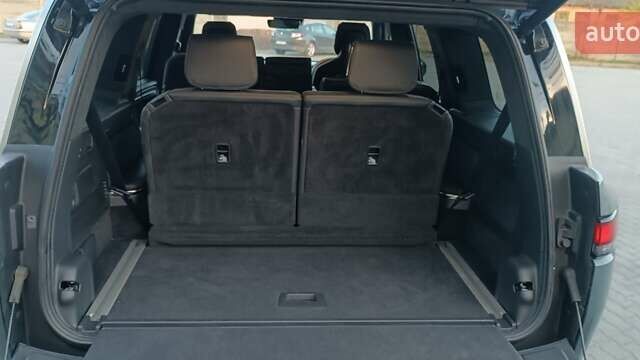 Серый Rivian R1S, объемом двигателя 0 л и пробегом 18 тыс. км за 47000 $, фото 16 на Automoto.ua