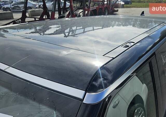 Сірий Rivian R1S, об'ємом двигуна 0 л та пробігом 13 тис. км за 32100 $, фото 3 на Automoto.ua