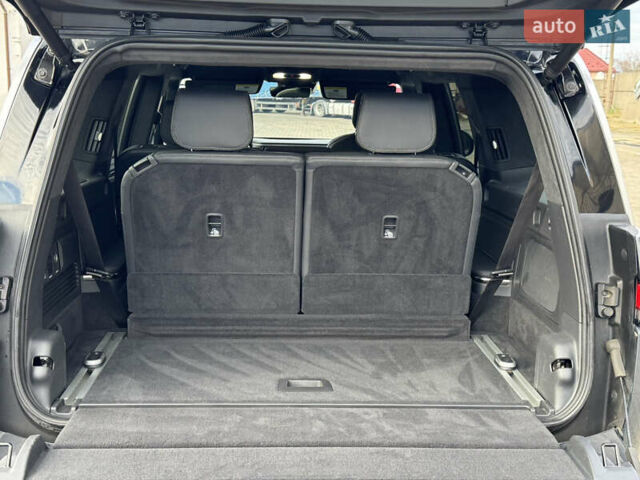 Серый Rivian R1S, объемом двигателя 0 л и пробегом 15 тыс. км за 52000 $, фото 9 на Automoto.ua