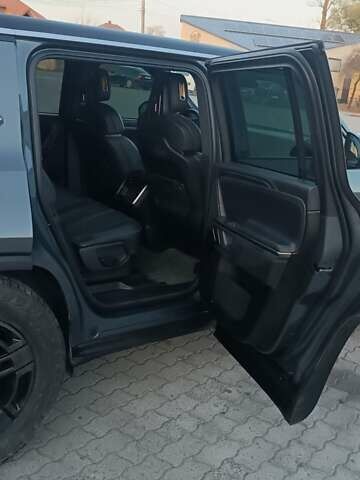 Серый Rivian R1S, объемом двигателя 0 л и пробегом 18 тыс. км за 47000 $, фото 18 на Automoto.ua