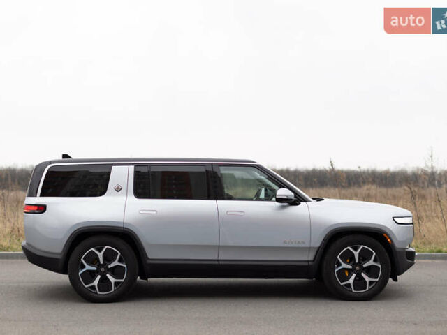 Серый Rivian R1S, объемом двигателя 0 л и пробегом 10 тыс. км за 63000 $, фото 38 на Automoto.ua
