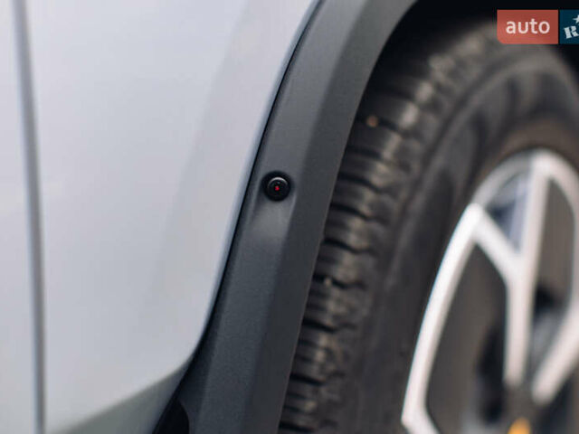 Серый Rivian R1S, объемом двигателя 0 л и пробегом 10 тыс. км за 63000 $, фото 42 на Automoto.ua