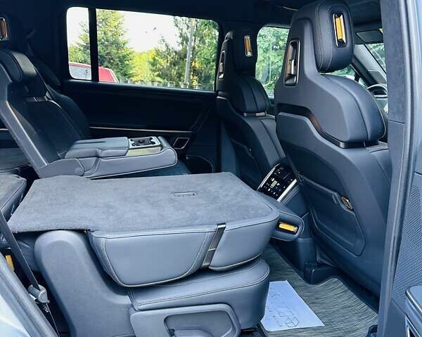 Сірий Rivian R1S, об'ємом двигуна 0 л та пробігом 2 тис. км за 61500 $, фото 12 на Automoto.ua
