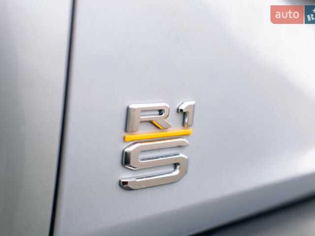 Серый Rivian R1S, объемом двигателя 0 л и пробегом 10 тыс. км за 63000 $, фото 34 на Automoto.ua