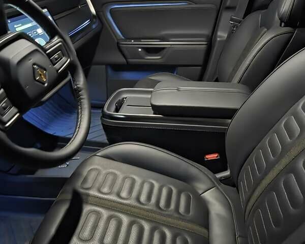 Сірий Rivian R1S, об'ємом двигуна 0 л та пробігом 6 тис. км за 62999 $, фото 10 на Automoto.ua