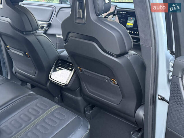 Rivian R1S 2024 в Луцке на Automoto.ua Серый Rivian R1S, объемом двигателя 0 л и пробегом 18 тыс. км за 60500 $, фото 8 на Automoto.ua