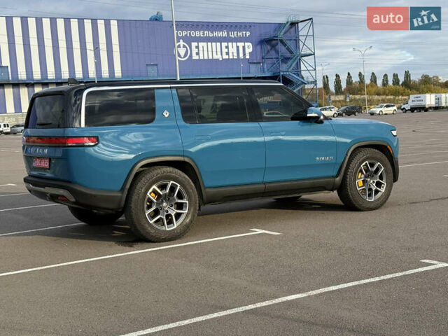 Синий Rivian R1S, объемом двигателя 0 л и пробегом 62 тыс. км за 43000 $, фото 2 на Automoto.ua