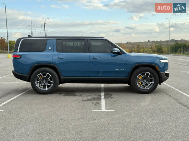 Синий Rivian R1S, объемом двигателя 0 л и пробегом 62 тыс. км за 43000 $, фото 13 на Automoto.ua