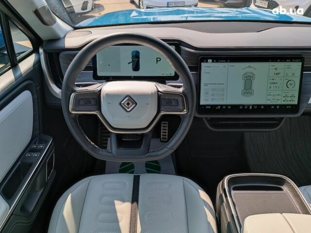 Синий Rivian R1S, объемом двигателя 0 л и пробегом 10 тыс. км за 55990 $, фото 31 на Automoto.ua
