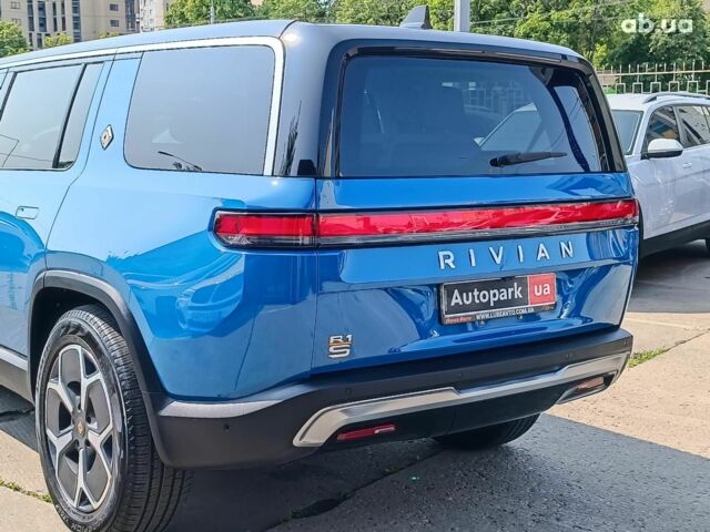 Синий Rivian R1S, объемом двигателя 0 л и пробегом 10 тыс. км за 55990 $, фото 10 на Automoto.ua