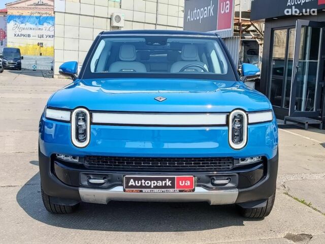 Синий Rivian R1S, объемом двигателя 0 л и пробегом 10 тыс. км за 55990 $, фото 1 на Automoto.ua