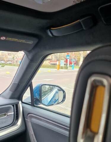 Синий Rivian R1S, объемом двигателя 0 л и пробегом 47 тыс. км за 55300 $, фото 17 на Automoto.ua