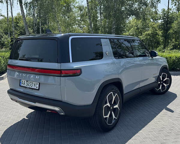 Синий Rivian R1S, объемом двигателя 0 л и пробегом 22 тыс. км за 51500 $, фото 6 на Automoto.ua
